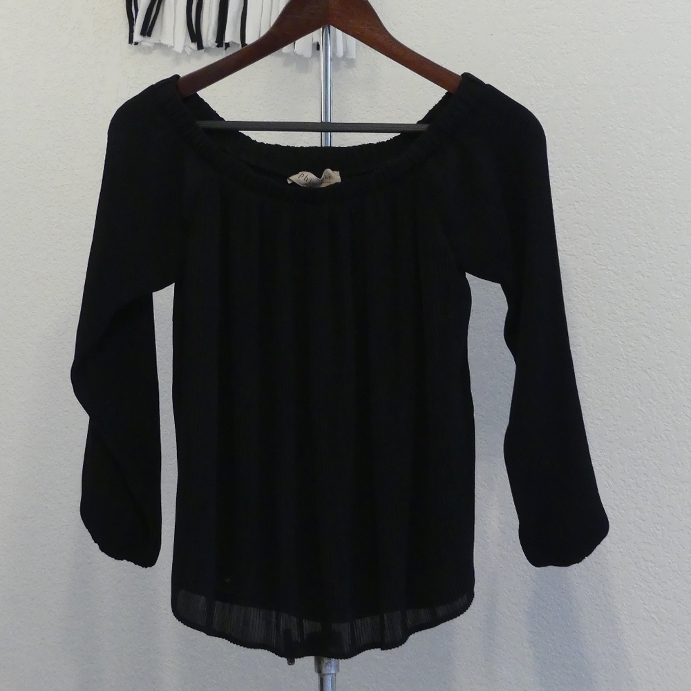 Long sleeve shirt with ripples